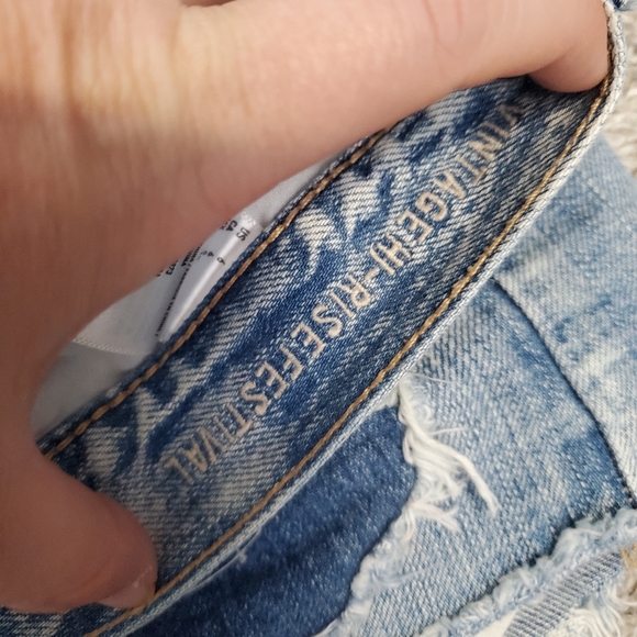 American Eagle Hi Rise Festival Shorts - Picture 6 of 11